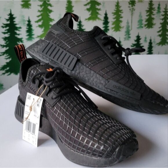 NEW 9.5 Mens NMD_R1 Addidas Shoes. - Picture 10 of 14